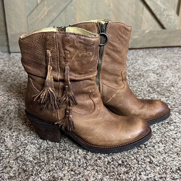 Justin Tan RUSTICO brown distressed leather ankle boots Size 5.5 - Picture 4 of 14
